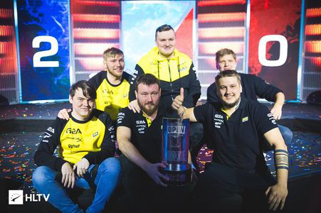 传奇色彩的 传奇色彩的